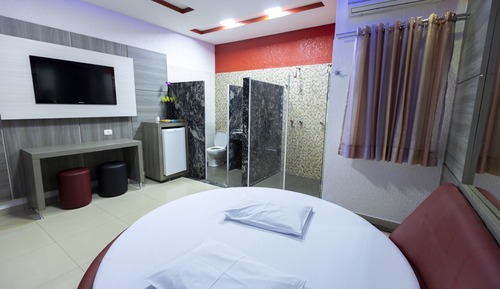 Deluxe Room, 1 Queen Bed