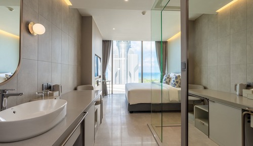 Aurora Deluxe Sea View Double