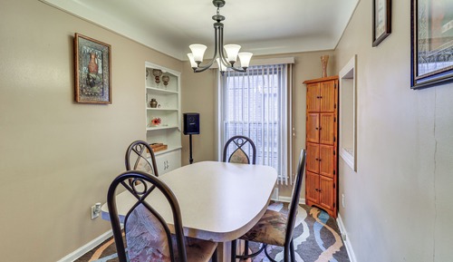 House (2 Bedrooms)