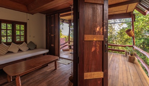 Club Chalet