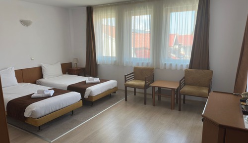 Classic Twin Room