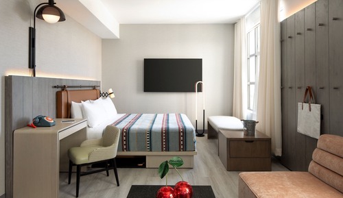 Suite, 1 King Bed, Non Smoking, Balcony