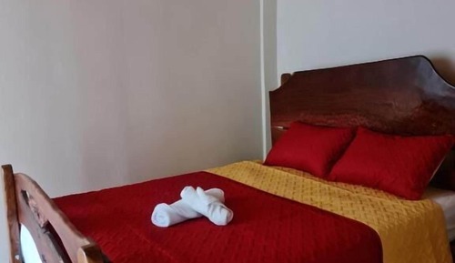 Luxury Apartment, Mountain View