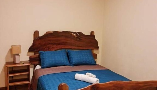 Luxury Apartment, Mountain View