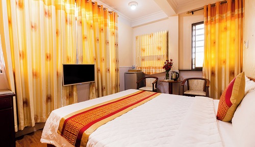 Royal Room, City View