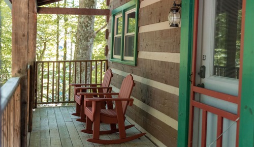 Cabin #33 - 1 Bedroom with Loft
