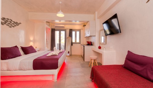 Romantic Apartment, 1 King Bed, Non Smoking, Ocean View