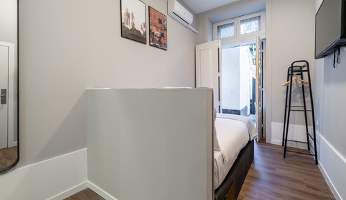 Queen room with terrace