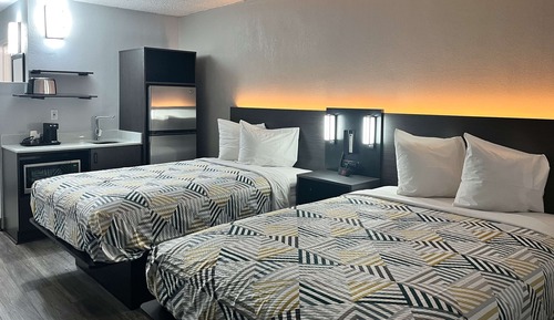 Standard Room, 2 Double Beds, Non Smoking, Kitchen