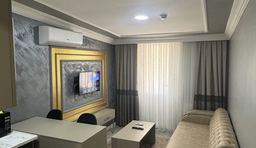 Elite Suite