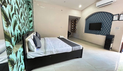 Luxury Villa
