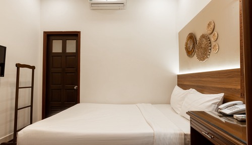 Economy Double Room, No Window