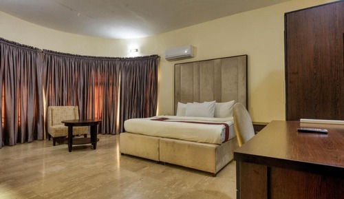 Exclusive Room
