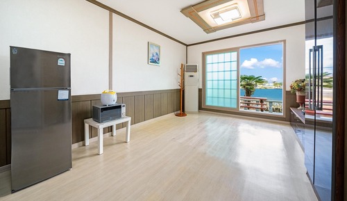 Basic Room, 1 Bedroom (B102)