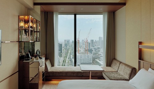 Executive Twin with Executive Bar Lounge Access - High Floor -  Non-Smoking