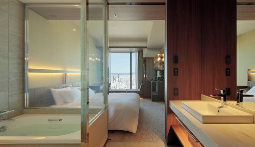 Executive King with Sofa Bed with Executive Bar Lounge Access - High Floor -  Non-Smoking