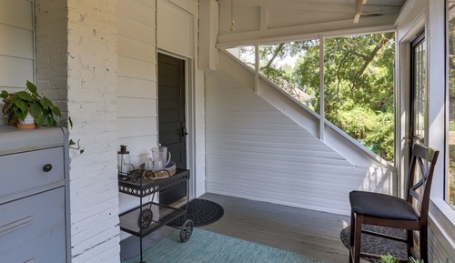 House (2 Bedrooms)