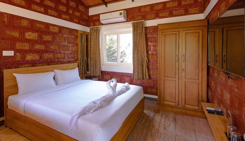 Deluxe Cottage