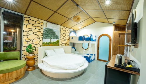 Basic Quadruple Room