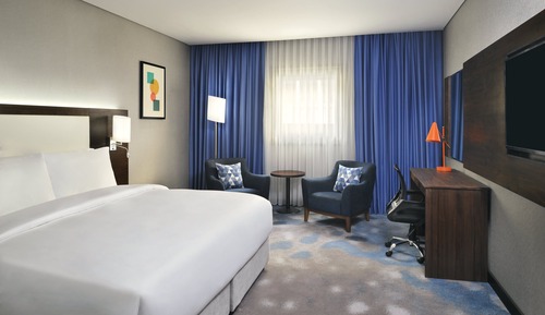 Standard Room, 1 King Bed