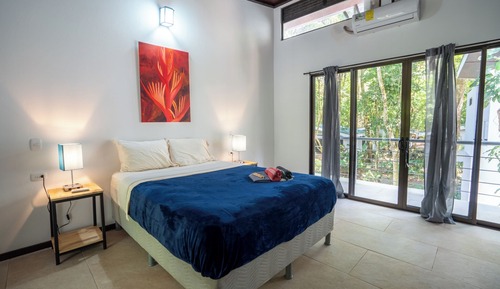 Double Room, Shared Bathroom, Garden View