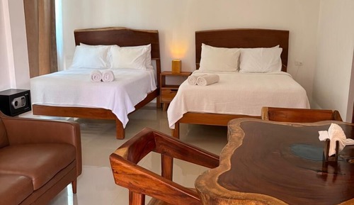 Deluxe Suite