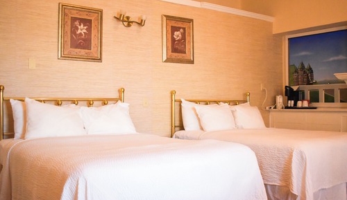 Grand Quadruple Room