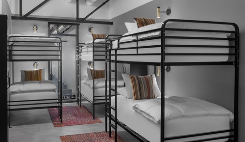 Deluxe Shared Dormitory, Mixed Dorm