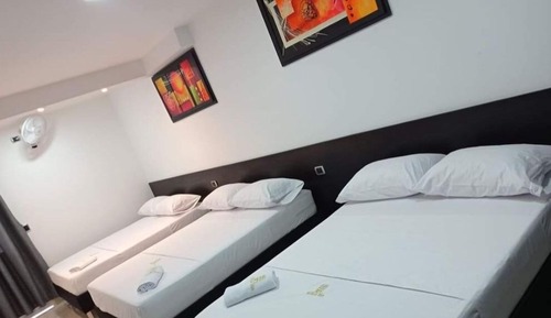 Economy Triple Room