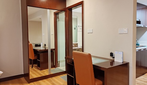 Executive Apartments (Daisy)