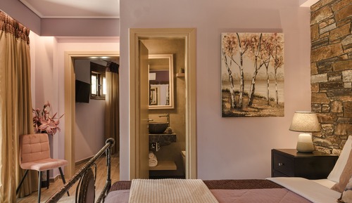Deluxe Room, 2 Bedrooms, Balcony, Mountain View