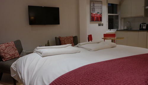 Studio Apartment 4