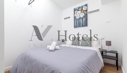Basic Double Room, 1 Double Bed, Non Smoking, Shared Bathroom