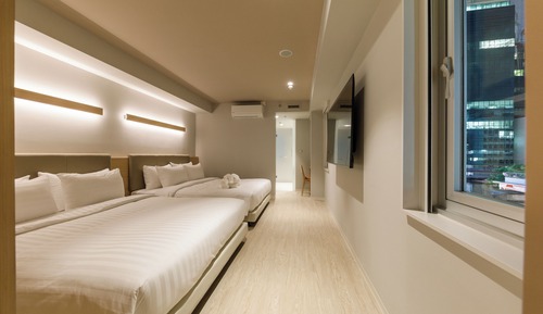 Croom Stay Suite