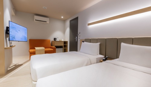 Standard Twin Room