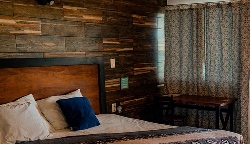 Superior Room, 1 King Bed, Garden View