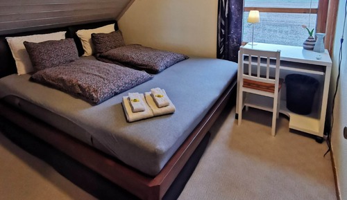 Superior Room, 1 King Bed, Garden View