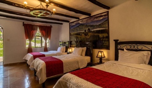 Comfort Triple Room