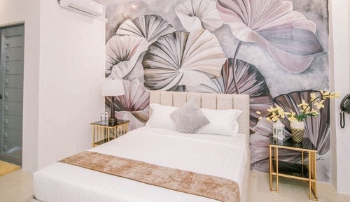 Standard Room, 1 Queen Bed