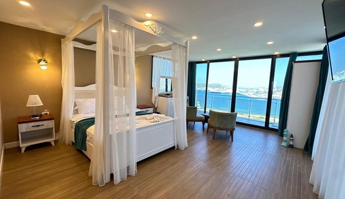 Luxury Room
