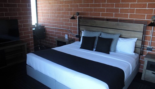 Luxury Studio Suite, 1 King Bed
