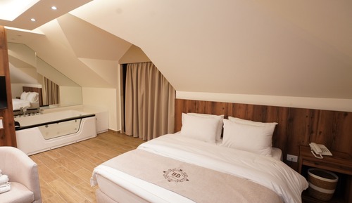 Royal Room