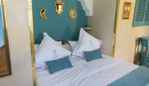 Deluxe Triple Room, Ensuite (Chambre Azur)