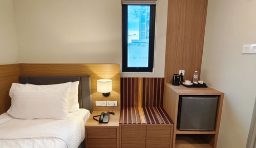 Premium Single Room