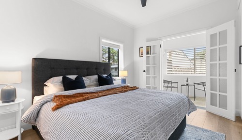 Deluxe Apartment