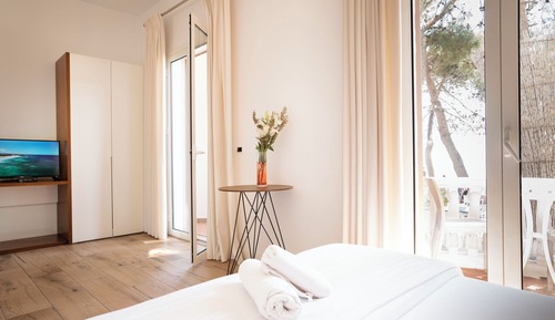 Comfort Double Room, 1 Queen Bed, Beach View
