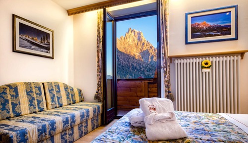 Classic Triple Room, Mountain View