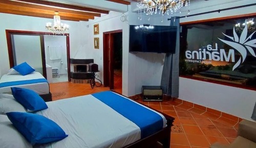 Deluxe Studio Suite
