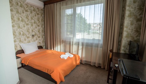 Standard Single Room