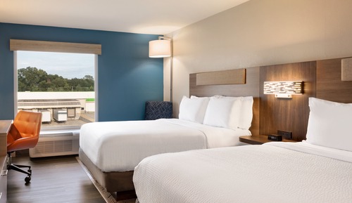 Suite, 2 Queen Beds (Dining Area)
